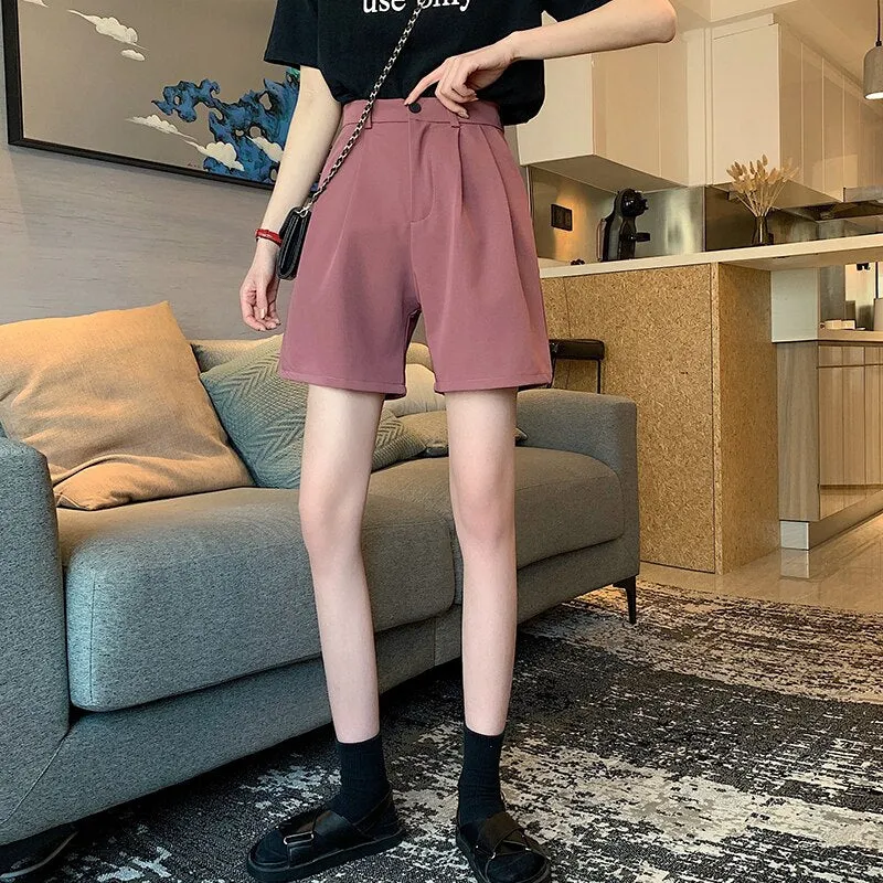 High-Waist Shorts With Pleated Details And Wide Legs