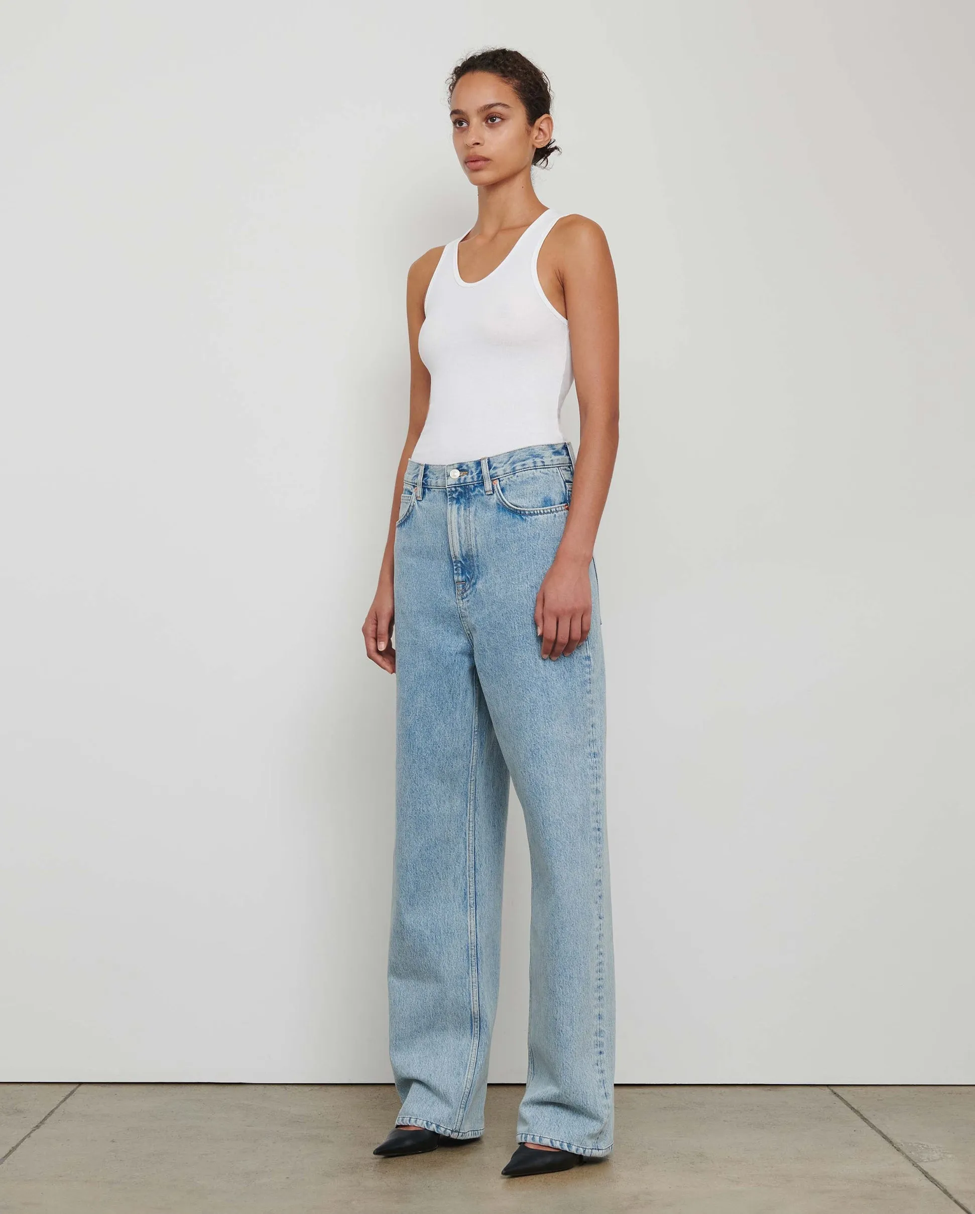 LOW RISE JEAN / BLUE