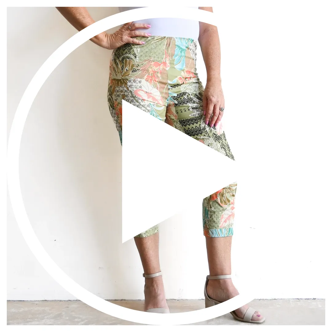 Orientique Stretch Capri Pant - Algarve - 2679