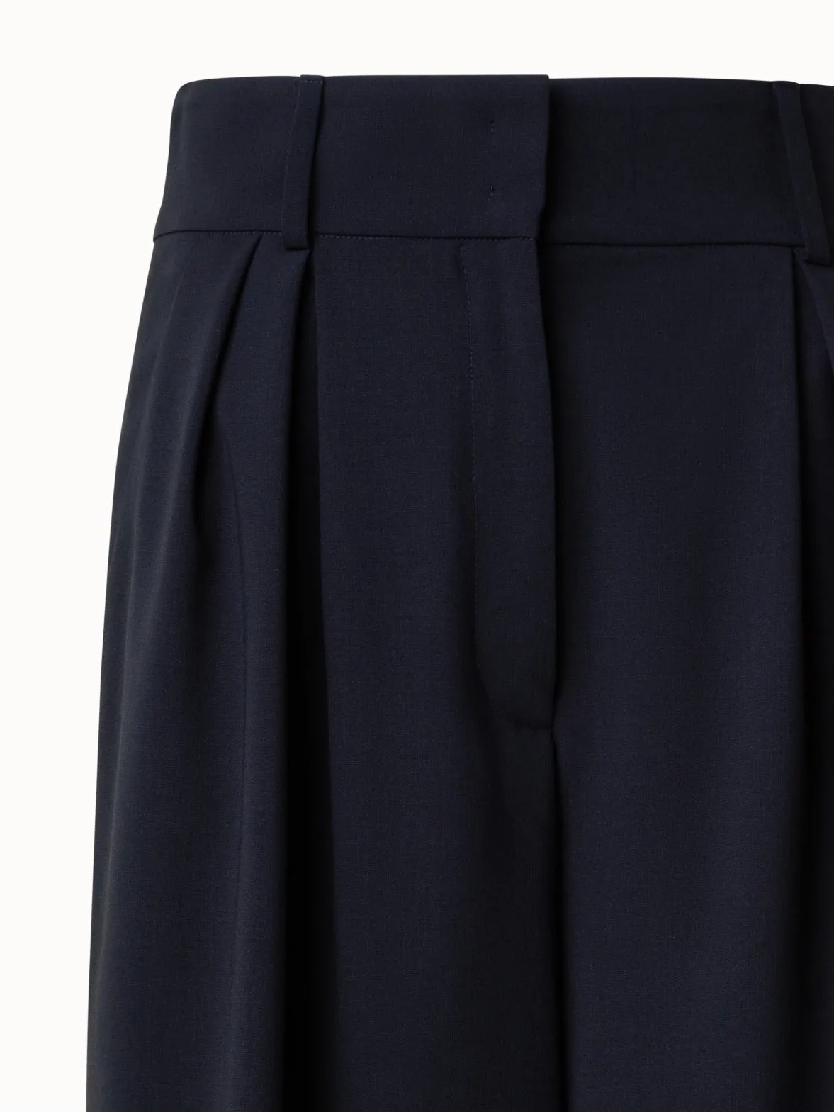 Pleated Cool Wool Bermuda Shorts