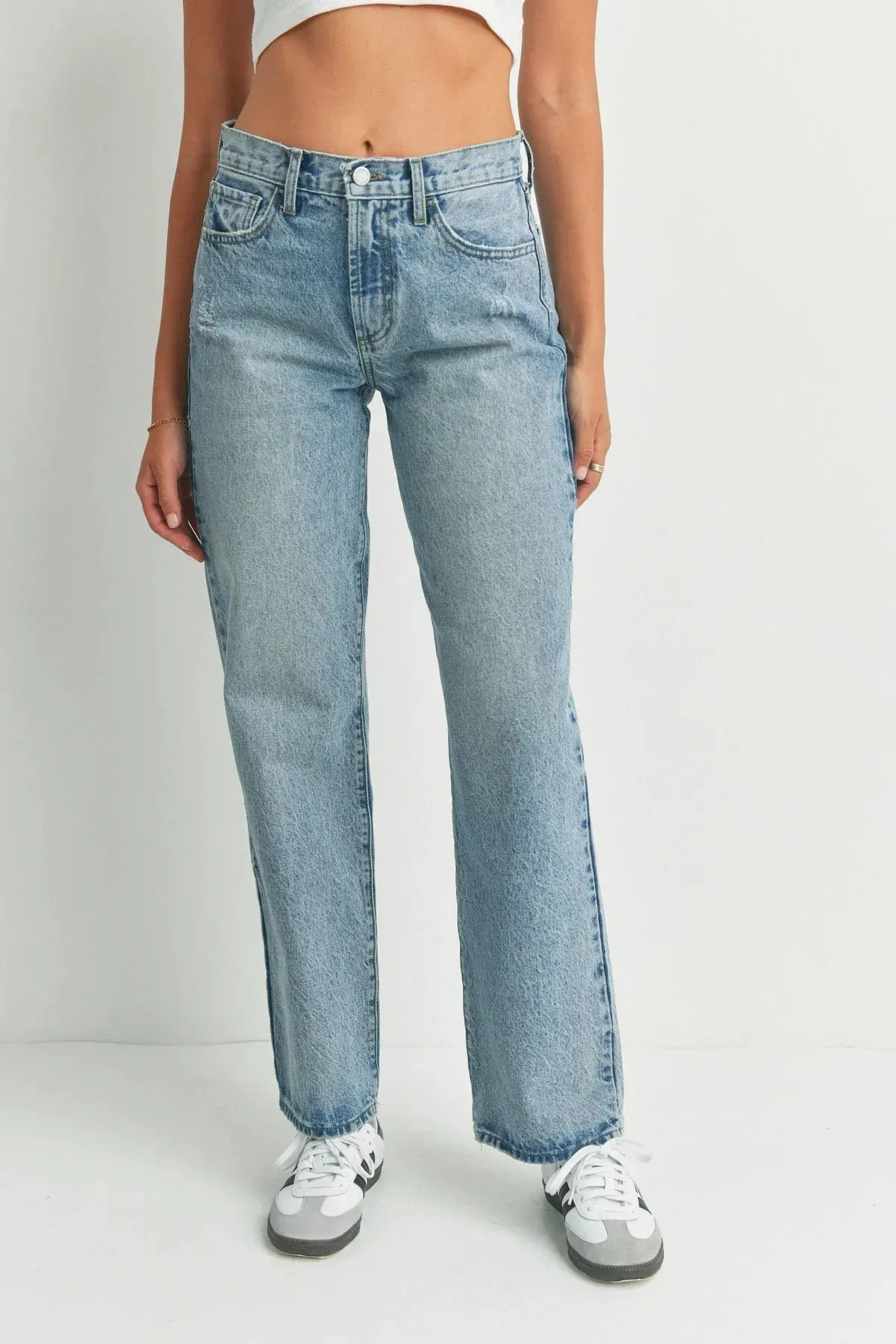 RELAXED FIT STRAIGHT LEG JEANS