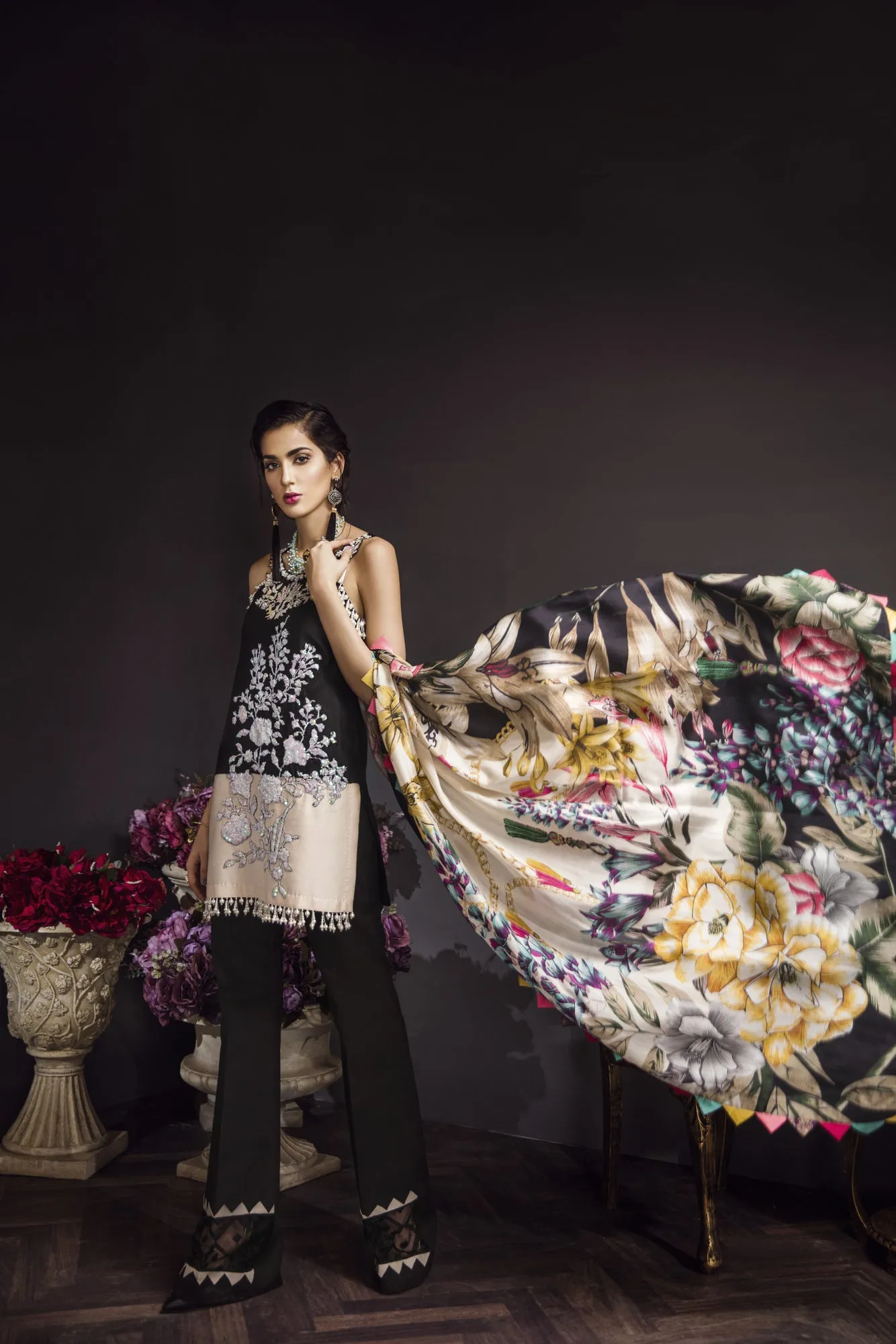 Saadia Asad Luxury Formals 2018 – 07 Moonlight